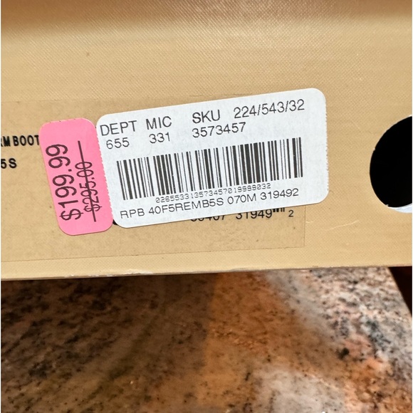 Michael Kors suede boots - Picture 15 of 16